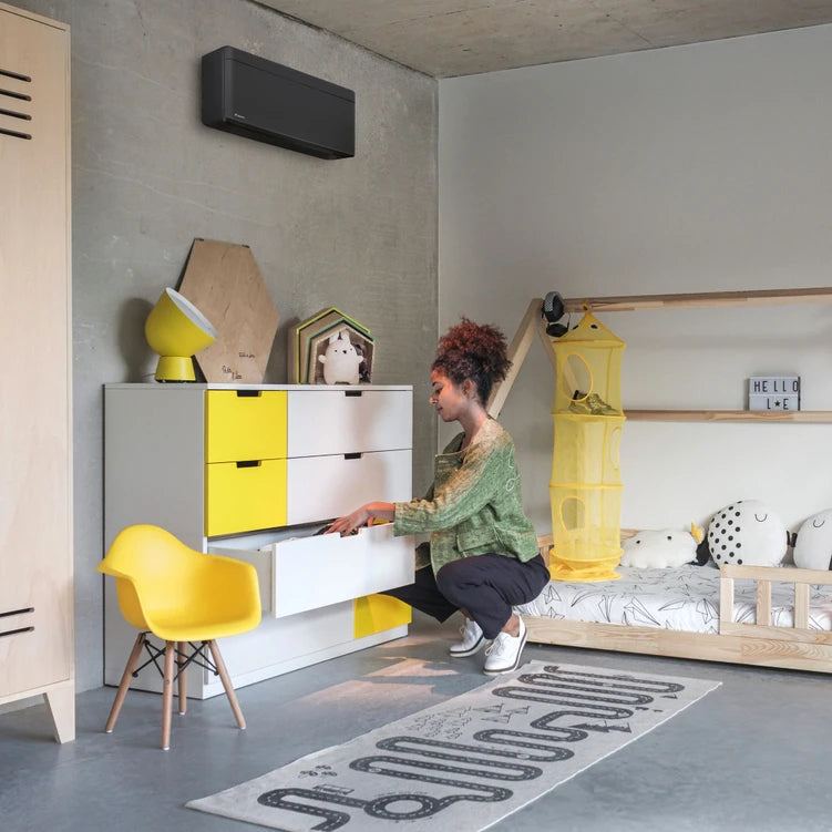 Daikin Stylish airco (zwart) in kinderkamer